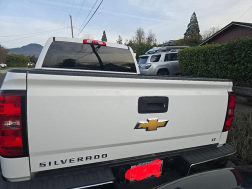 White 2018 Chevrolet Silverado 1500 1LT