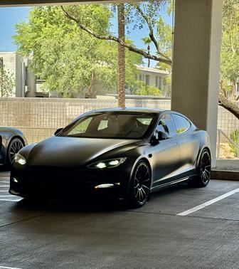 2022 Tesla Model S Plaid