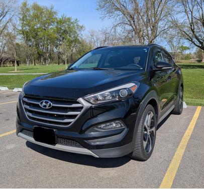 Black 2018 Hyundai TUCSON Value