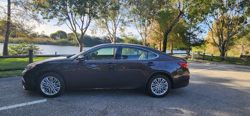 2013 Lexus ES 350 Base