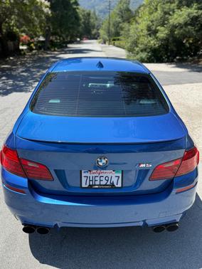 Blue 2014 BMW M5 Base