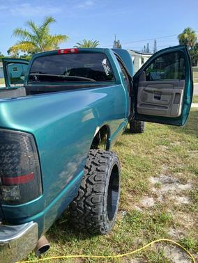 Green 2003 Dodge Ram 2500 SLT