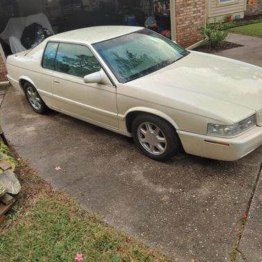 White 2000 Cadillac Eldorado Touring Coupe