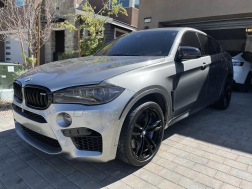 Photo 1 of 15 of 2015 BMW X6 M Base