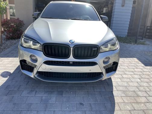 Photo 5 of 15 of 2015 BMW X6 M Base