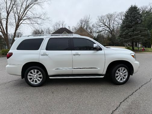 2020 Toyota Sequoia Platinum
