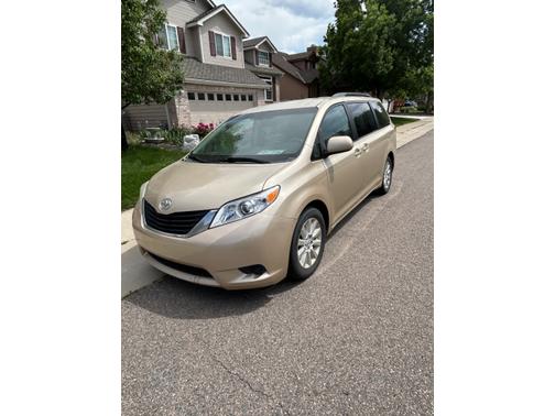 2012 Toyota Sienna LE