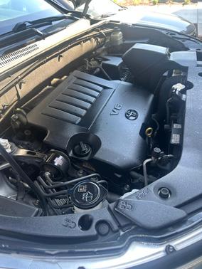 Silver 2015 Toyota Highlander LE Plus