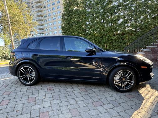 2019 Porsche Cayenne Turbo