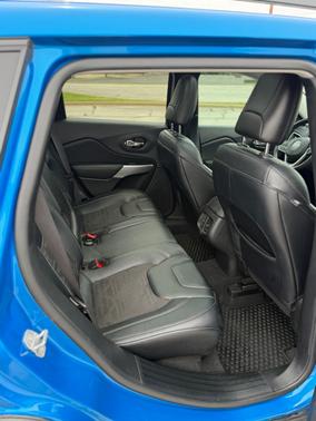 Blue 2022 Jeep Cherokee X