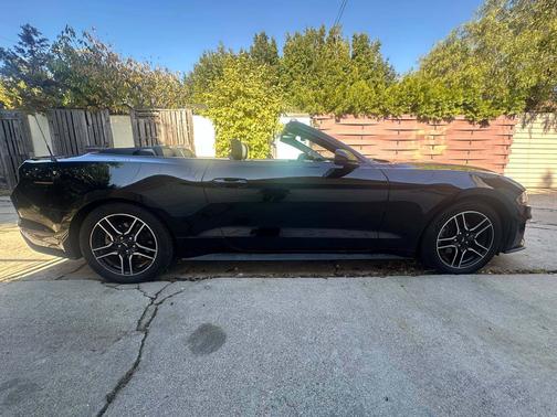 2021 Ford Mustang EcoBoost Premium