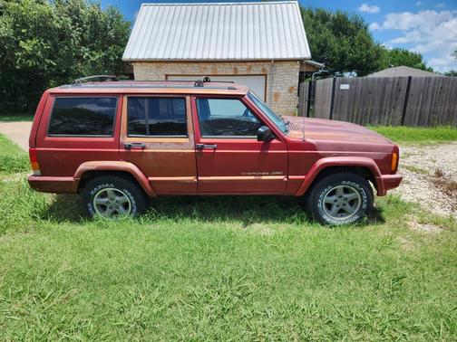 1998 Jeep Cherokee Classic 2WD