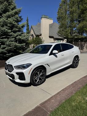 White 2022 BMW X6 xDrive40i