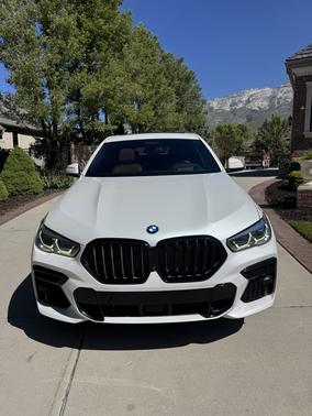 White 2022 BMW X6 xDrive40i