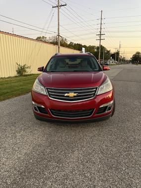 Red 2014 Chevrolet Traverse 2LT