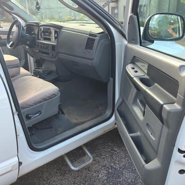 White 2007 Dodge Ram 1500 SLT Quad Cab