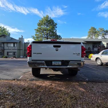 White 2007 Dodge Ram 1500 SLT Quad Cab
