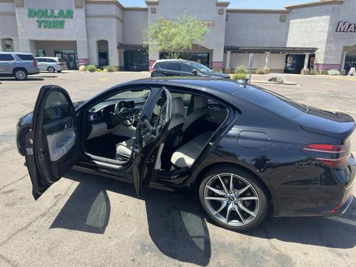 Black 2022 Genesis G70 3.3T
