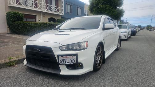 White 2012 Mitsubishi Lancer Evolution MR
