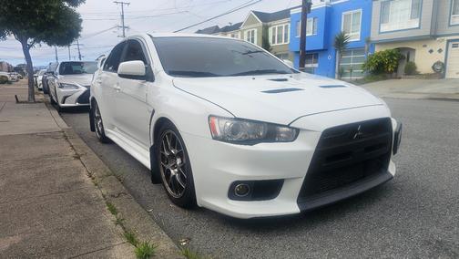 White 2012 Mitsubishi Lancer Evolution MR