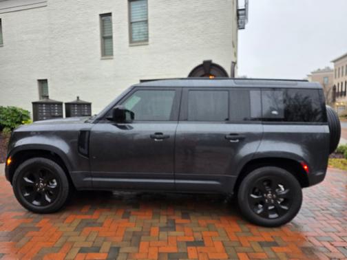 2023 Land Rover Defender S