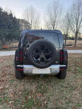 2023 Land Rover Defender S