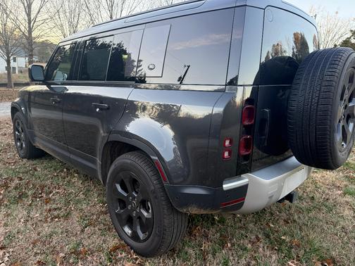 2023 Land Rover Defender S
