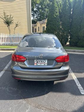 Gray 2013 Volkswagen Jetta SE