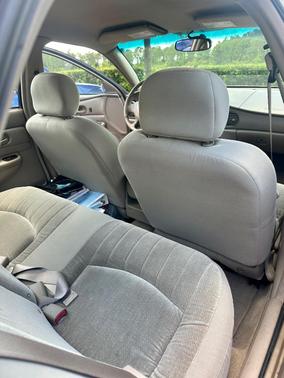 Gold 2005 Buick Century Base