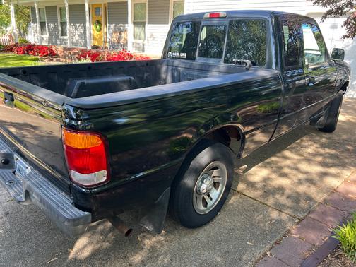 Black 1999 Ford Ranger XLT SuperCab