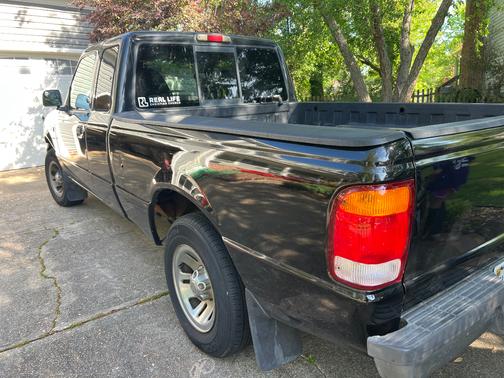 Black 1999 Ford Ranger XLT SuperCab
