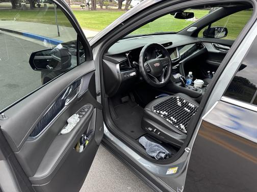 2023 Cadillac XT6 Premium Luxury FWD