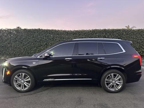 2023 Cadillac XT6 Premium Luxury FWD