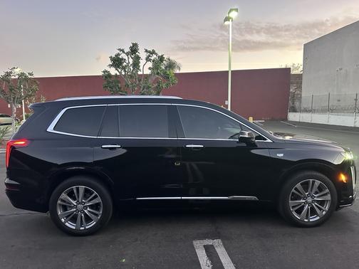 2023 Cadillac XT6 Premium Luxury FWD