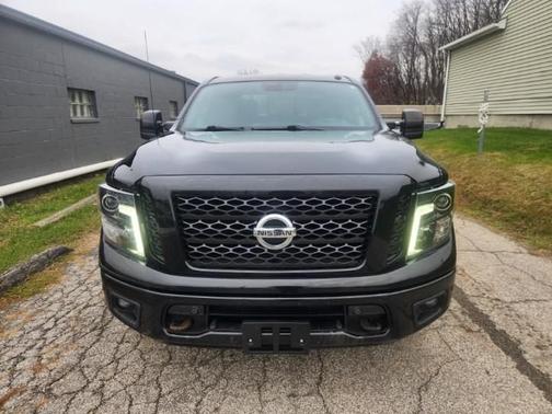 2018 Nissan Titan SV