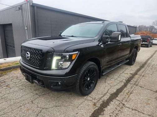 2018 Nissan Titan SV