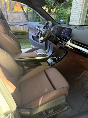 2025 BMW X1 xDrive 28i