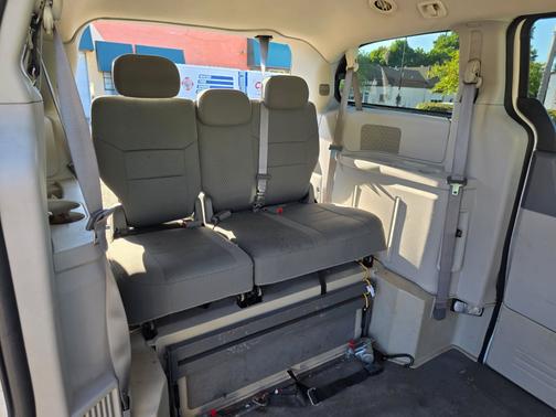 2010 Dodge Grand Caravan SE