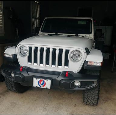 White 2018 Jeep Wrangler Unlimited Sahara