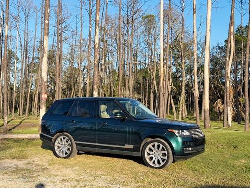 Green 2015 Land Rover Range Rover 3.0L Supercharged HSE