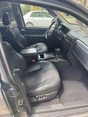 Blue 2002 Jeep Grand Cherokee Sport