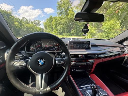 2017 BMW X6 M Base