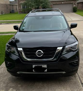 2019 Nissan Pathfinder SV