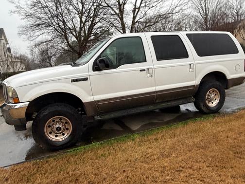 2002 Ford Excursion XLT