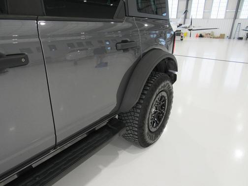 Gray 2022 Ford Bronco Wildtrak Advanced