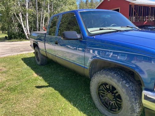 Blue 1997 Chevrolet 1500 Extended Cab