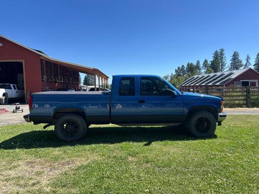 Blue 1997 Chevrolet 1500 Extended Cab