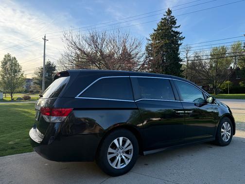 Black 2016 Honda Odyssey EX