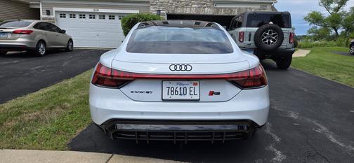 2022 Audi e-tron GT Prestige