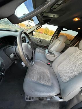 Gray 2003 Ford F-150 XLT SuperCrew
